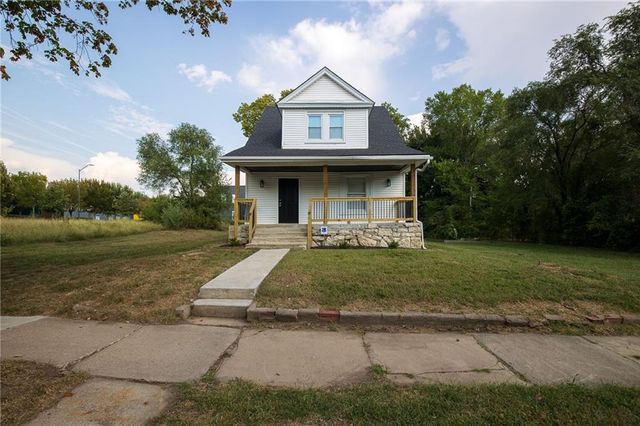 2707 PARK Avenue, Kansas City, MO 64109