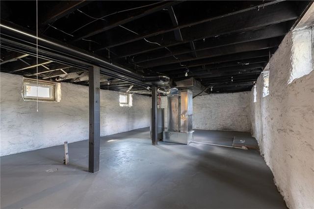 2707 PARK Avenue, Kansas City, MO 64109