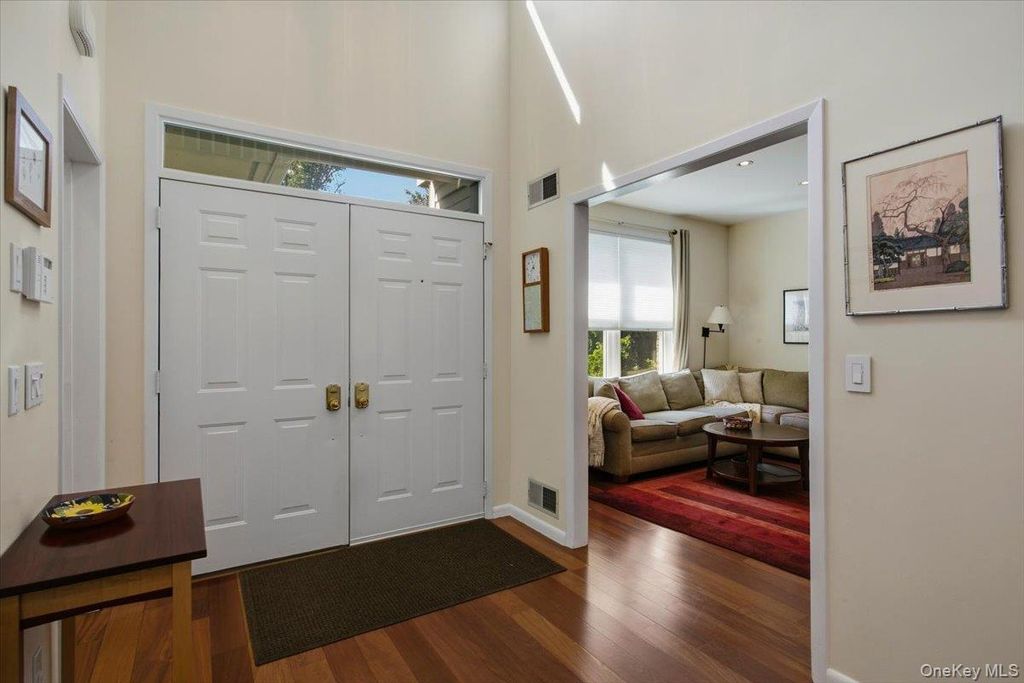 7 Westfield Road, White Plains, NY 10605 — photo 3