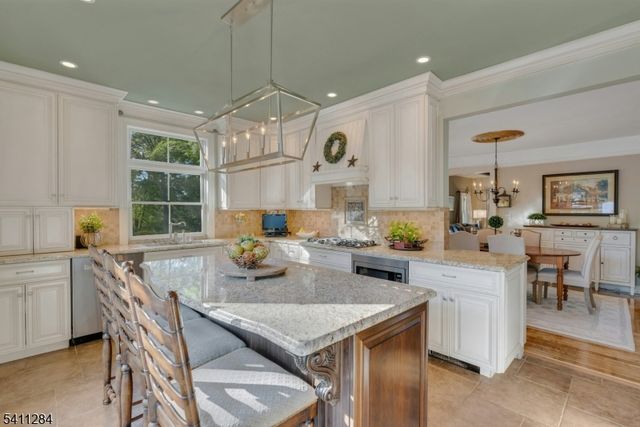 29 EVERGREEN LN, Watchung Boro, NJ 07069