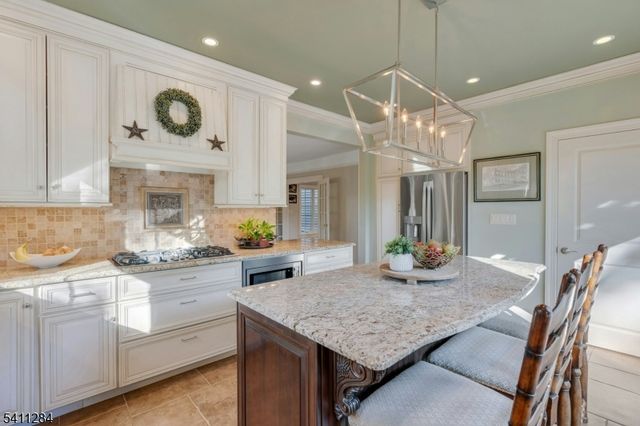 29 EVERGREEN LN, Watchung Boro, NJ 07069