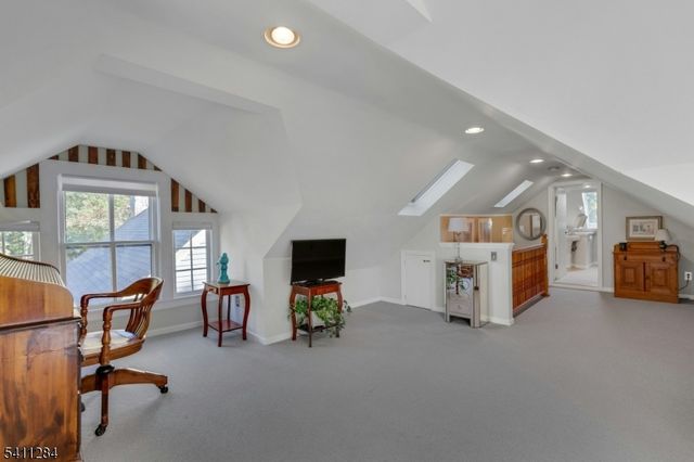 29 EVERGREEN LN, Watchung Boro, NJ 07069