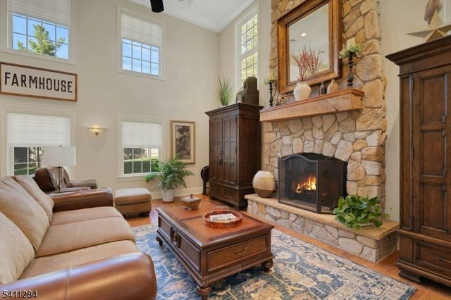 29 EVERGREEN LN, Watchung Boro, NJ 07069