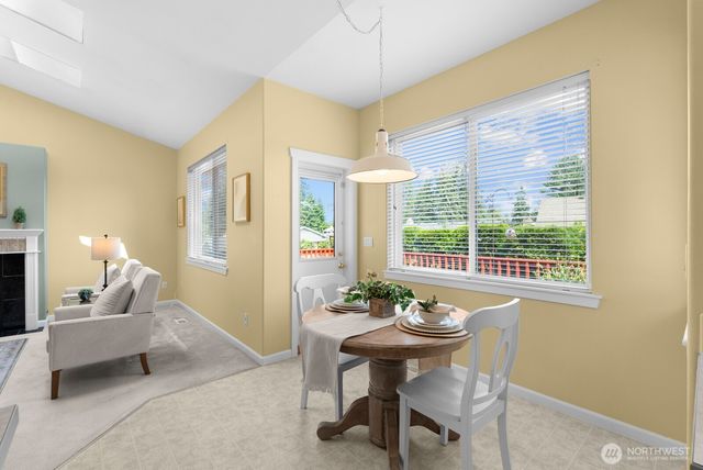 2744 Sutherland Place, Steilacoom, WA 98388
