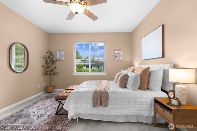 2744 Sutherland Place, Steilacoom, WA 98388