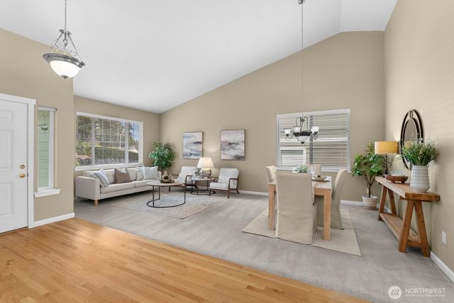 2744 Sutherland Place, Steilacoom, WA 98388