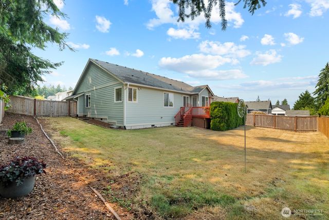 2744 Sutherland Place, Steilacoom, WA 98388