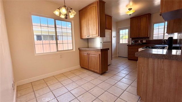 1048 E 45th Way, Long Beach, CA 90807