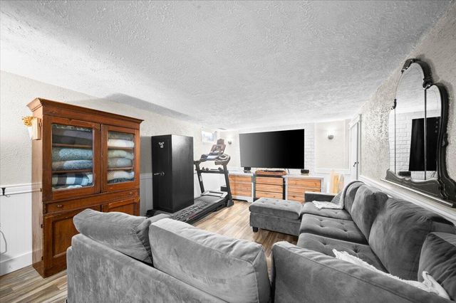 1842 Moulton Avenue, North Muskegon, MI 49445