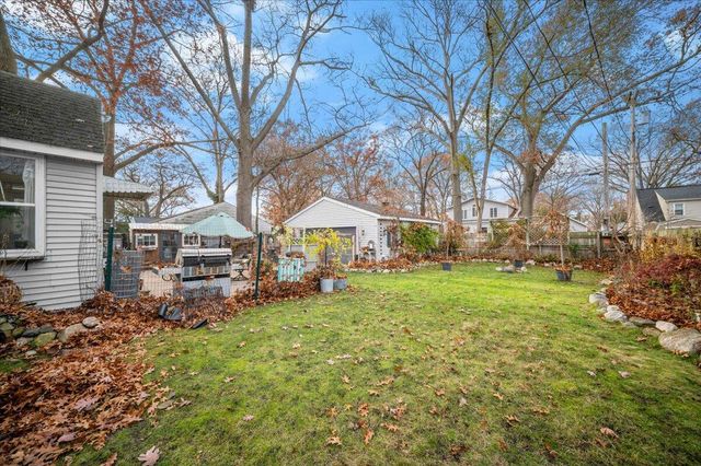 1842 Moulton Avenue, North Muskegon, MI 49445