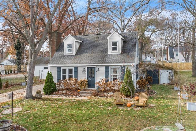 1842 Moulton Avenue, North Muskegon, MI 49445