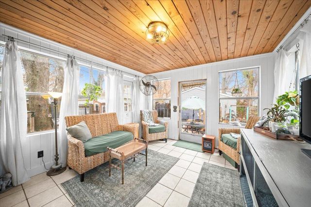 1842 Moulton Avenue, North Muskegon, MI 49445