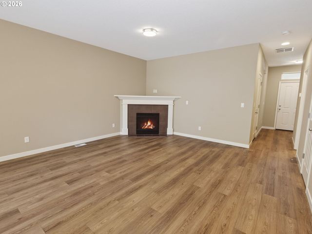 4581 Se SATINWOOD St, Hillsboro, OR 97123