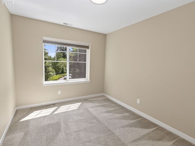 4581 Se SATINWOOD St, Hillsboro, OR 97123