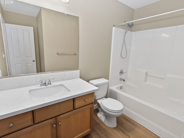 4581 Se SATINWOOD St, Hillsboro, OR 97123