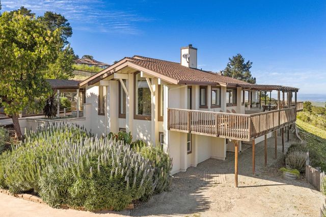 26245 Rinconada Drive, Carmel Valley, CA 93924