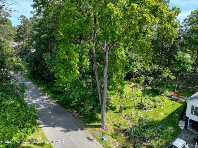 162-166 Prospect Street, Port Ewen, NY 12466