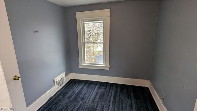 379 Homestead Street, Akron, OH 44306