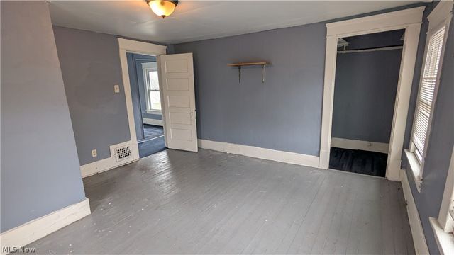 379 Homestead Street, Akron, OH 44306