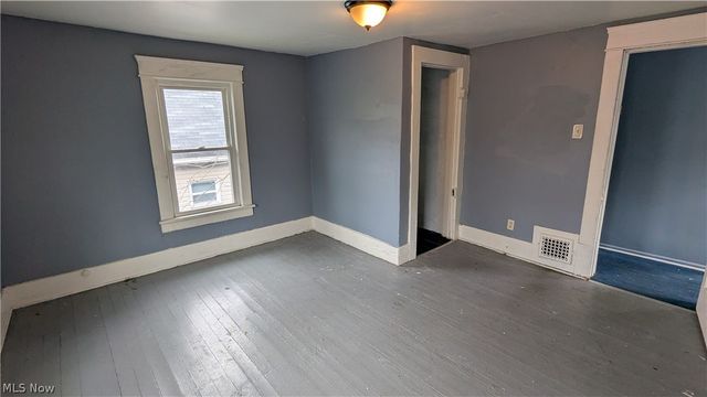 379 Homestead Street, Akron, OH 44306