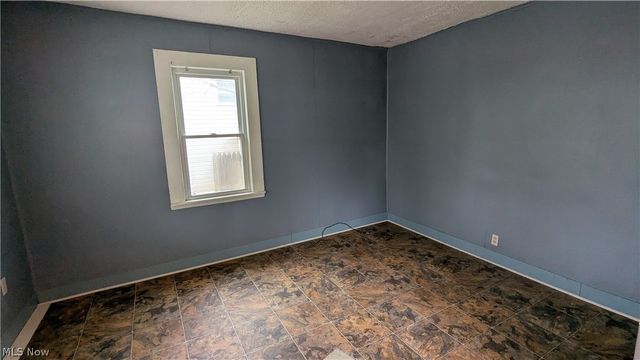 379 Homestead Street, Akron, OH 44306