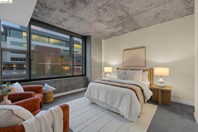 311 311 2nd St 311, Oakland, CA 94607