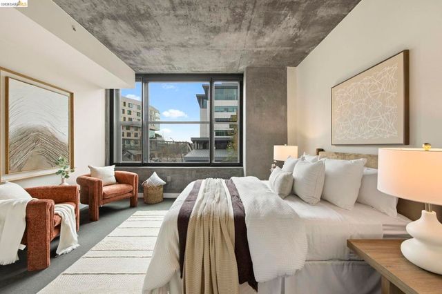 311 311 2nd St 311, Oakland, CA 94607