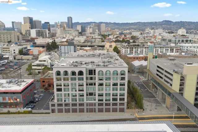 311 311 2nd St 311, Oakland, CA 94607