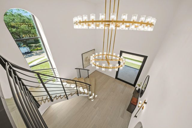 5207 Braesheather Drive, Houston, TX 77096