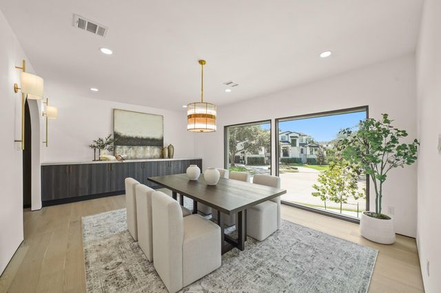 5207 Braesheather Drive, Houston, TX 77096