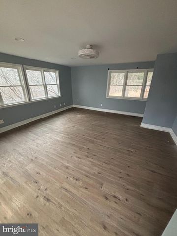 301 WESTTOWN WAY, West Chester, PA 19382