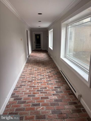 301 WESTTOWN WAY, West Chester, PA 19382