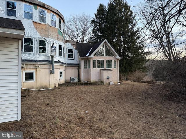 301 WESTTOWN WAY, West Chester, PA 19382