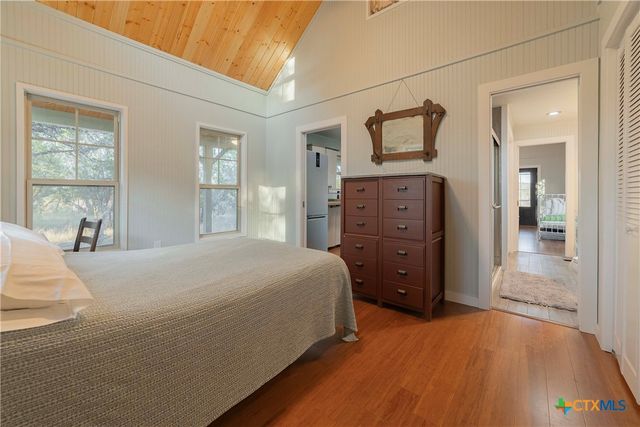 8507 Hammett's Crossing, Round Mountain, TX 78663