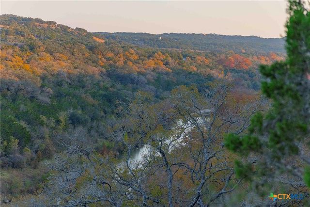 8507 Hammett's Crossing, Round Mountain, TX 78663