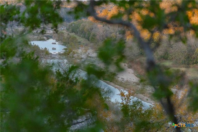 8507 Hammett's Crossing, Round Mountain, TX 78663