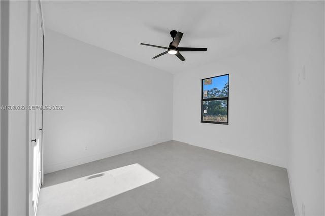 2813 40TH, Lehigh Acres, FL 33971