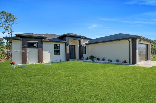 2813 40TH, Lehigh Acres, FL 33971