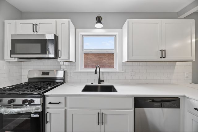 1377 W 32 Street, Erie, PA 16508