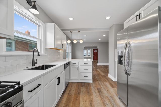 1377 W 32 Street, Erie, PA 16508