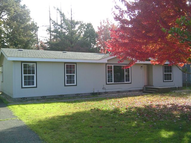 1331 Vista Drive, Grants Pass, OR 97527
