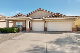 6012 LEGENDS Avenue NW, Albuquerque, NM 87120