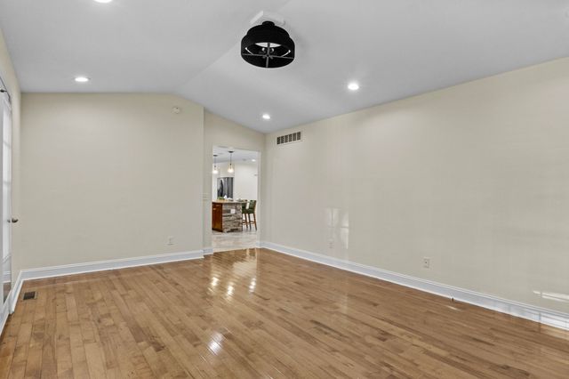 116 Man O War Drive, Danville, KY 40422