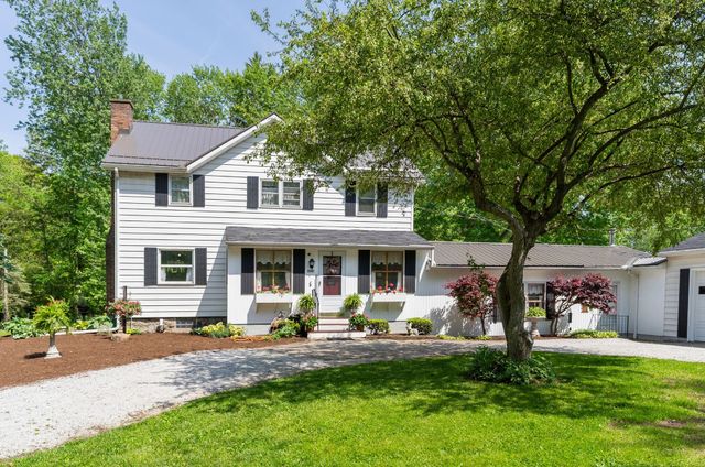 9941 CROSS STATION Road, Girard, PA 16417