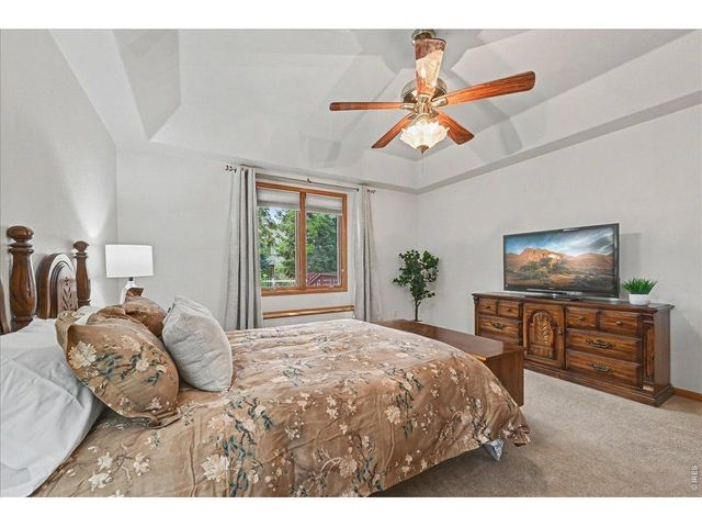 1010 N 4th St, Johnstown, CO 80534