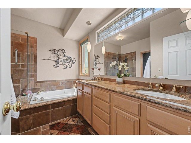1010 N 4th St, Johnstown, CO 80534