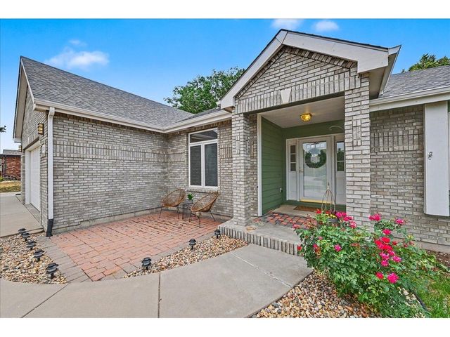 1010 N 4th St, Johnstown, CO 80534