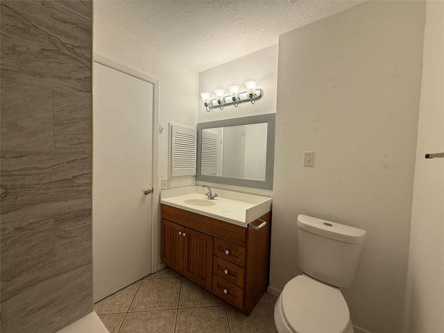 10119 Leawood Boulevard, Houston, TX 77099