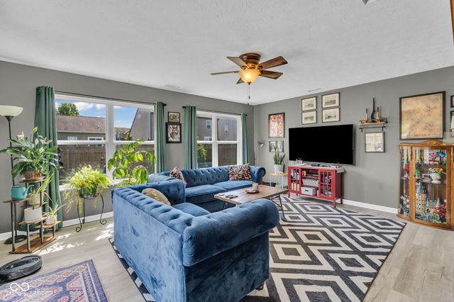 1283 Yellowstone Way, Franklin, IN 46131