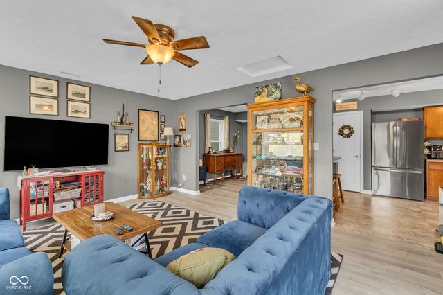 1283 Yellowstone Way, Franklin, IN 46131